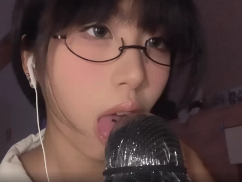 ASMR的艺术探索:小0觉觉猪的《甜麦无遮版》深度解析-橘喵