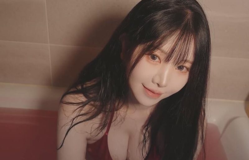 沉浸式感官之旅：走进Yoonying《我们一起泡个热水澡吧》的治愈之境-橘喵